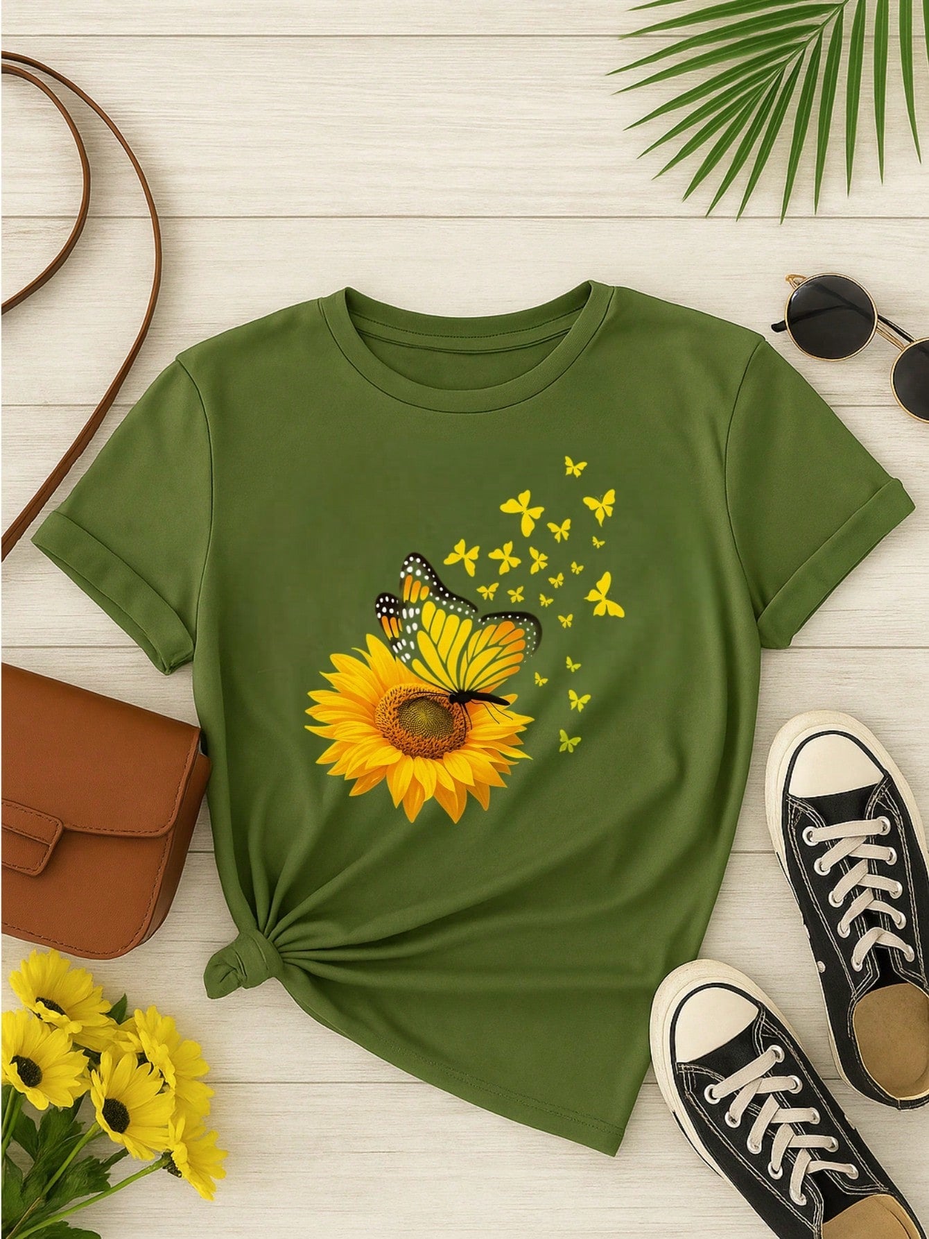 T-Shirt Feminina de Algodão Blusa Básica Estampada 100% Algodão – Girassol com Borboletas, Confortável e Estilosa