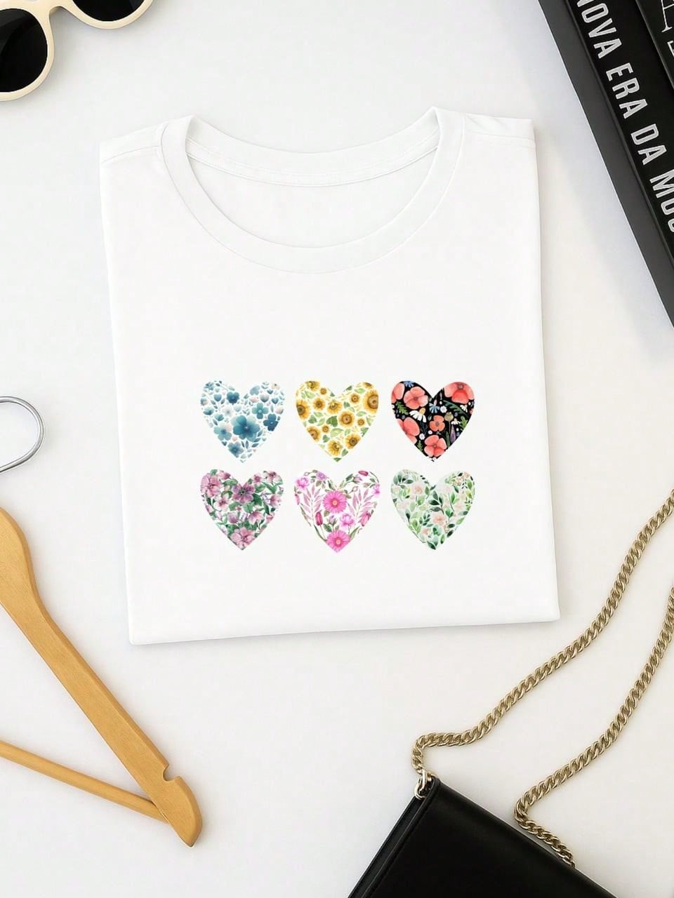 Blusa Feminina 100% Algodão Baby Look Estampa Corações Florais – Conforto, Estilo e Qualidade