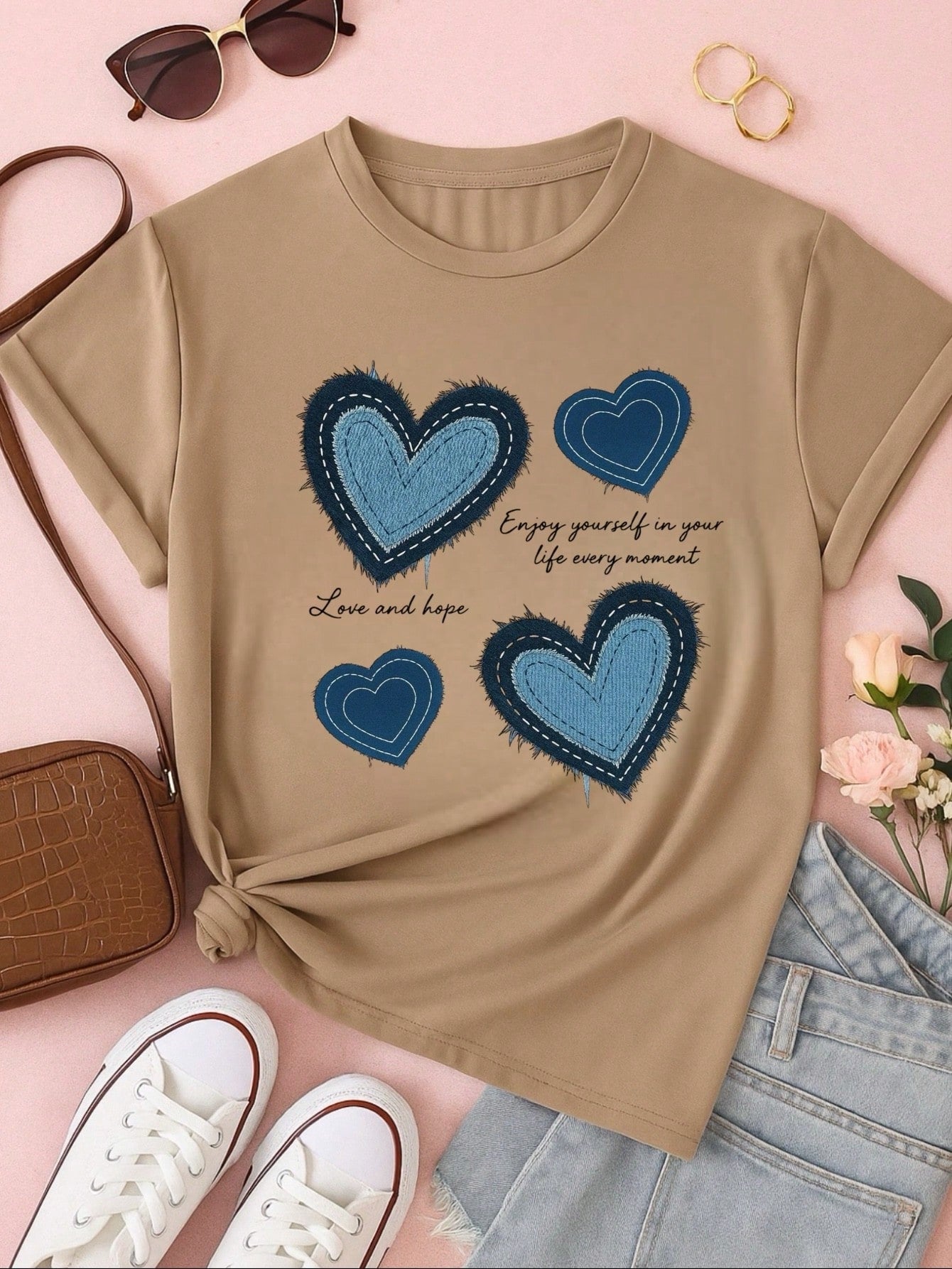 Blusa Feminina 100% Algodão Estampa Coração Love and Hope Casual Babylook TShirt
