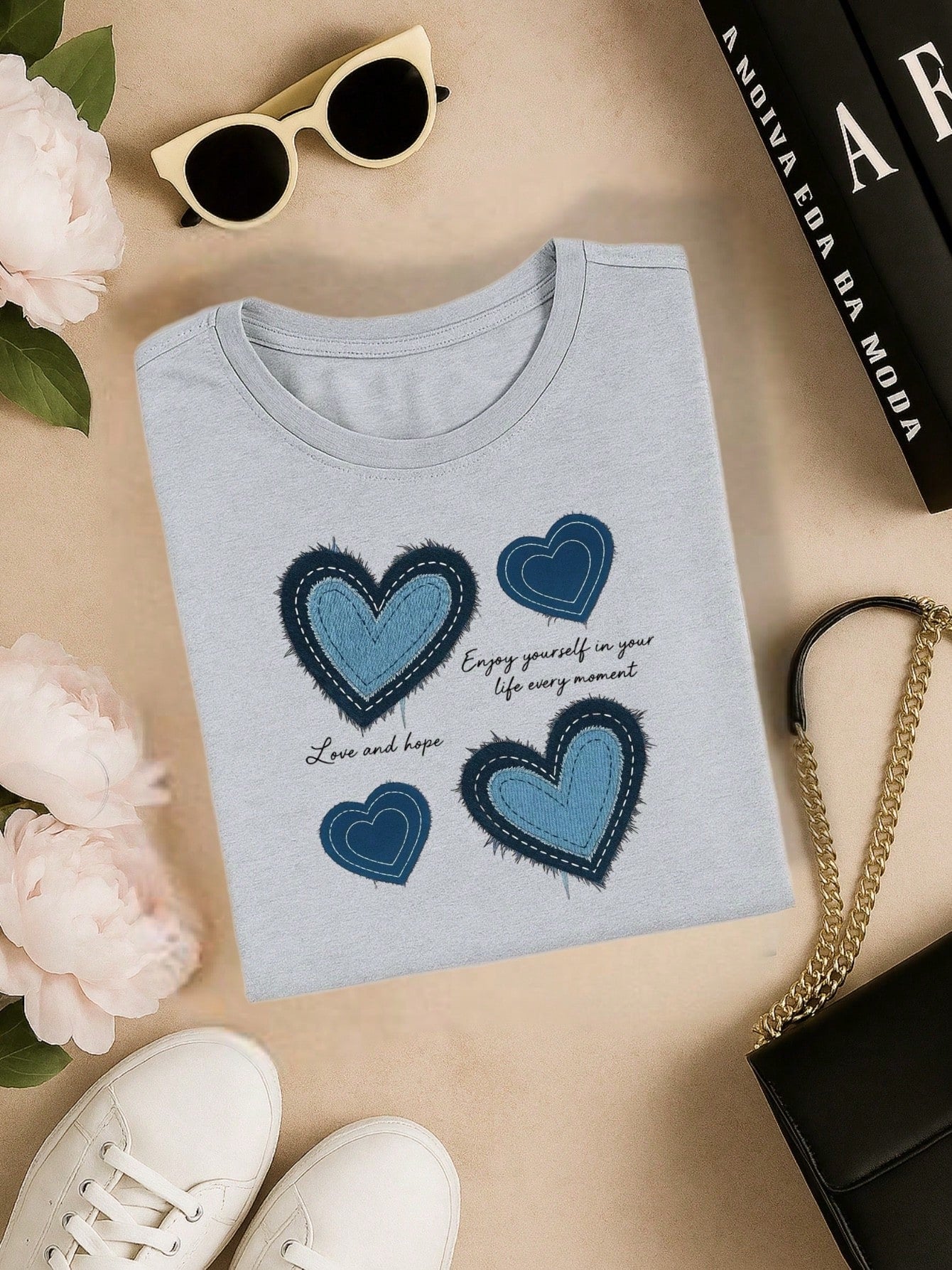 Blusa Feminina 100% Algodão Estampa Coração Love and Hope Casual Babylook TShirt