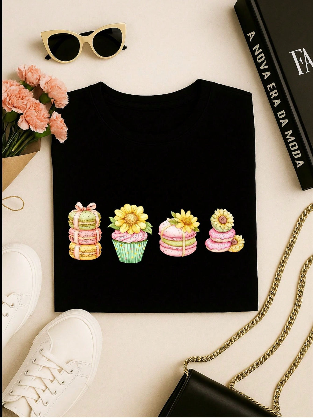 Blusa Feminina 100% Algodão Estampa Cupcake & Macarons Girassol | Cute & Confeitaria | P ao GG