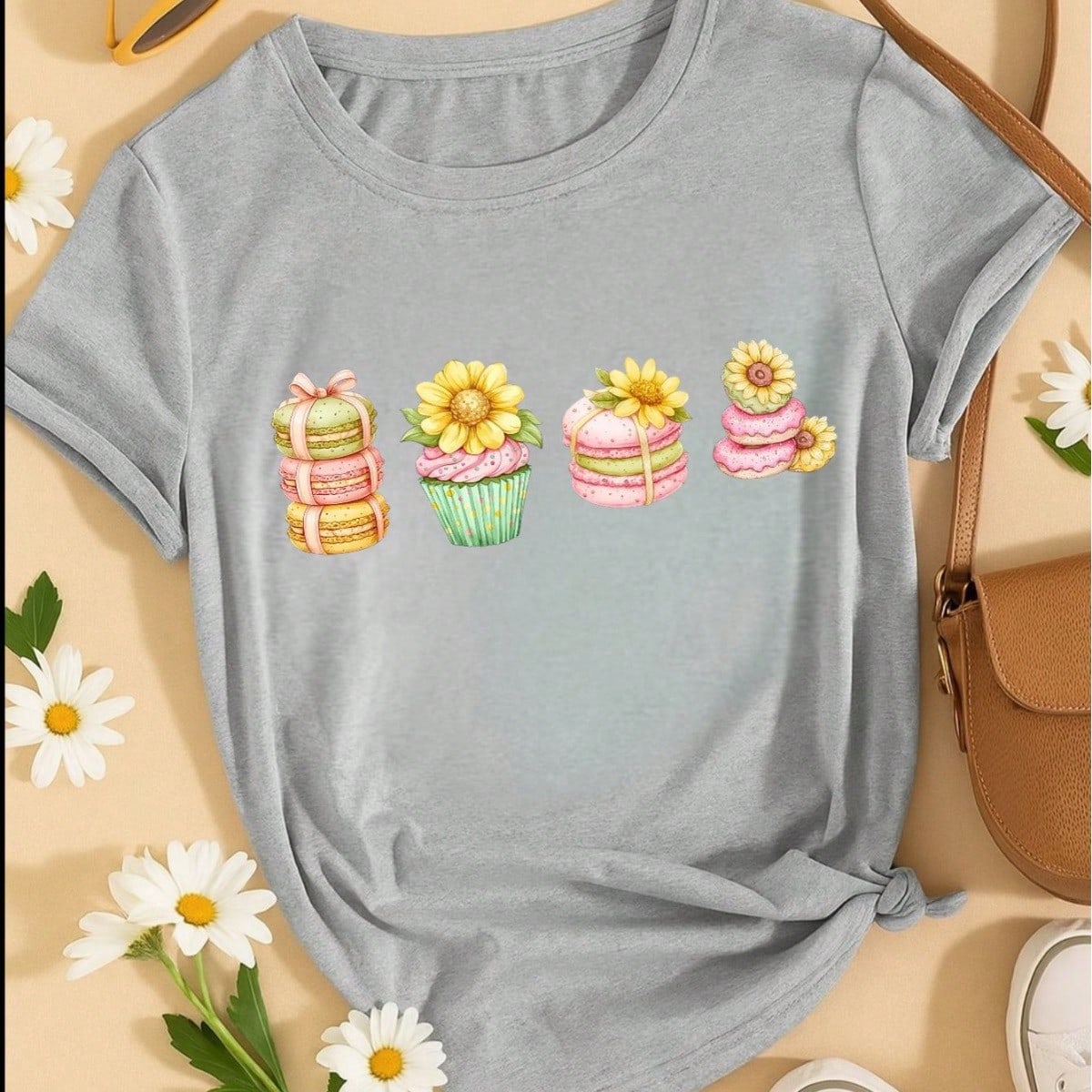 Blusa Feminina 100% Algodão Estampa Cupcake & Macarons Girassol | Cute & Confeitaria | P ao GG