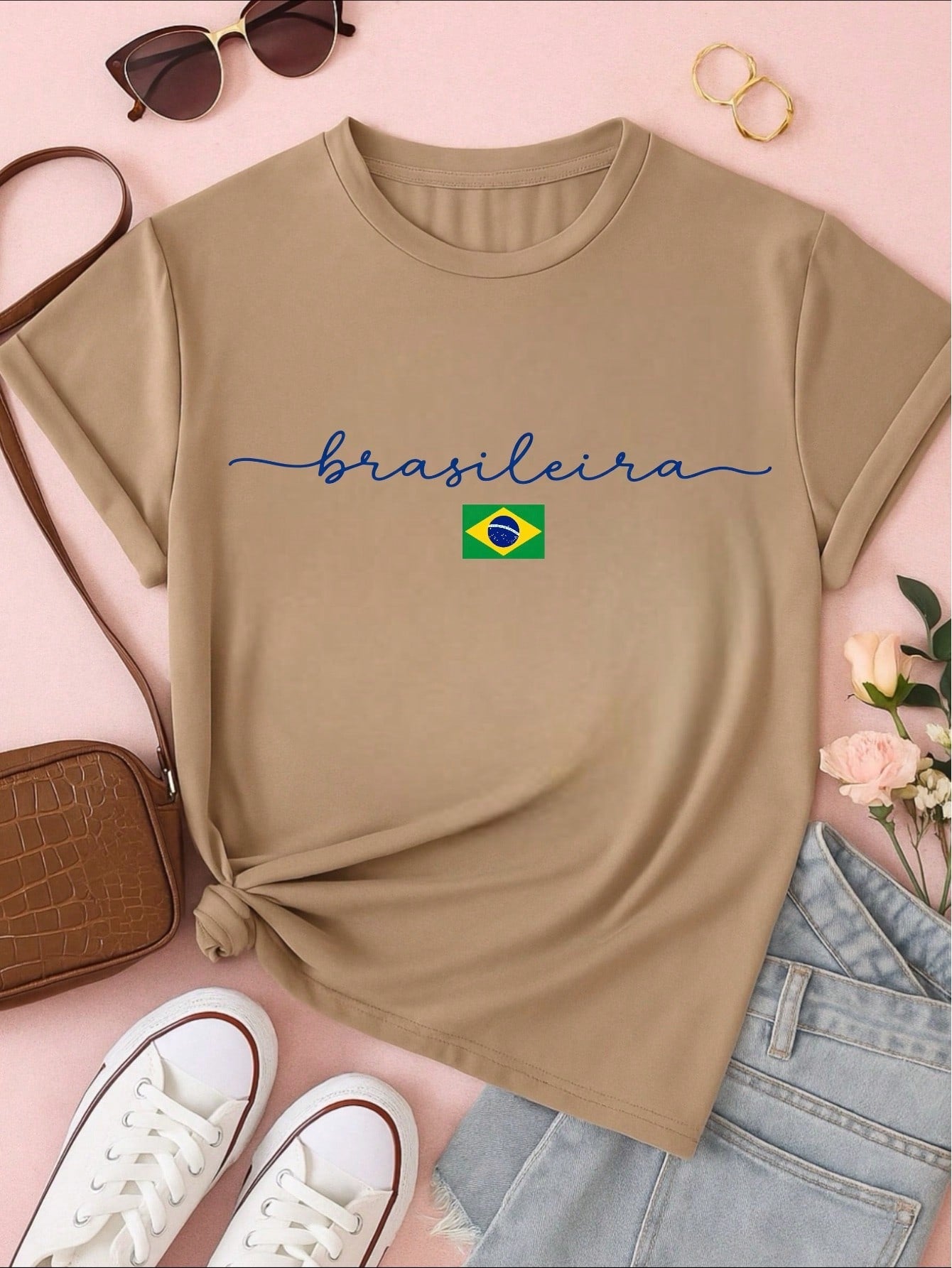 Camiseta Feminina Brasileira Copa Brasil 100% Algodão Estampa Minimalista Casual Confortável P-GG