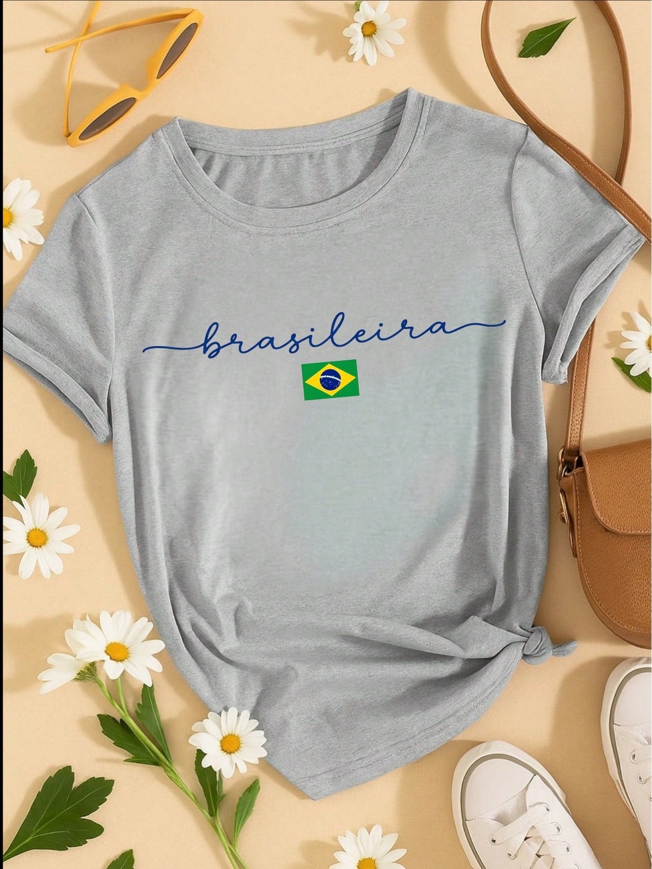 Camiseta Feminina Brasileira Copa Brasil 100% Algodão Estampa Minimalista Casual Confortável P-GG