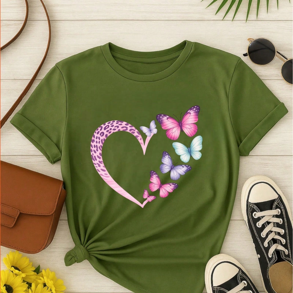 Camiseta Feminina 100% Algodão Coração com Borboletas Estampa Delicada Casual P-GG