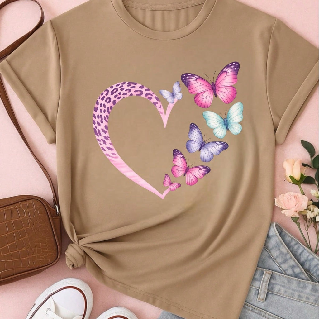 Camiseta Feminina 100% Algodão Coração com Borboletas Estampa Delicada Casual P-GG