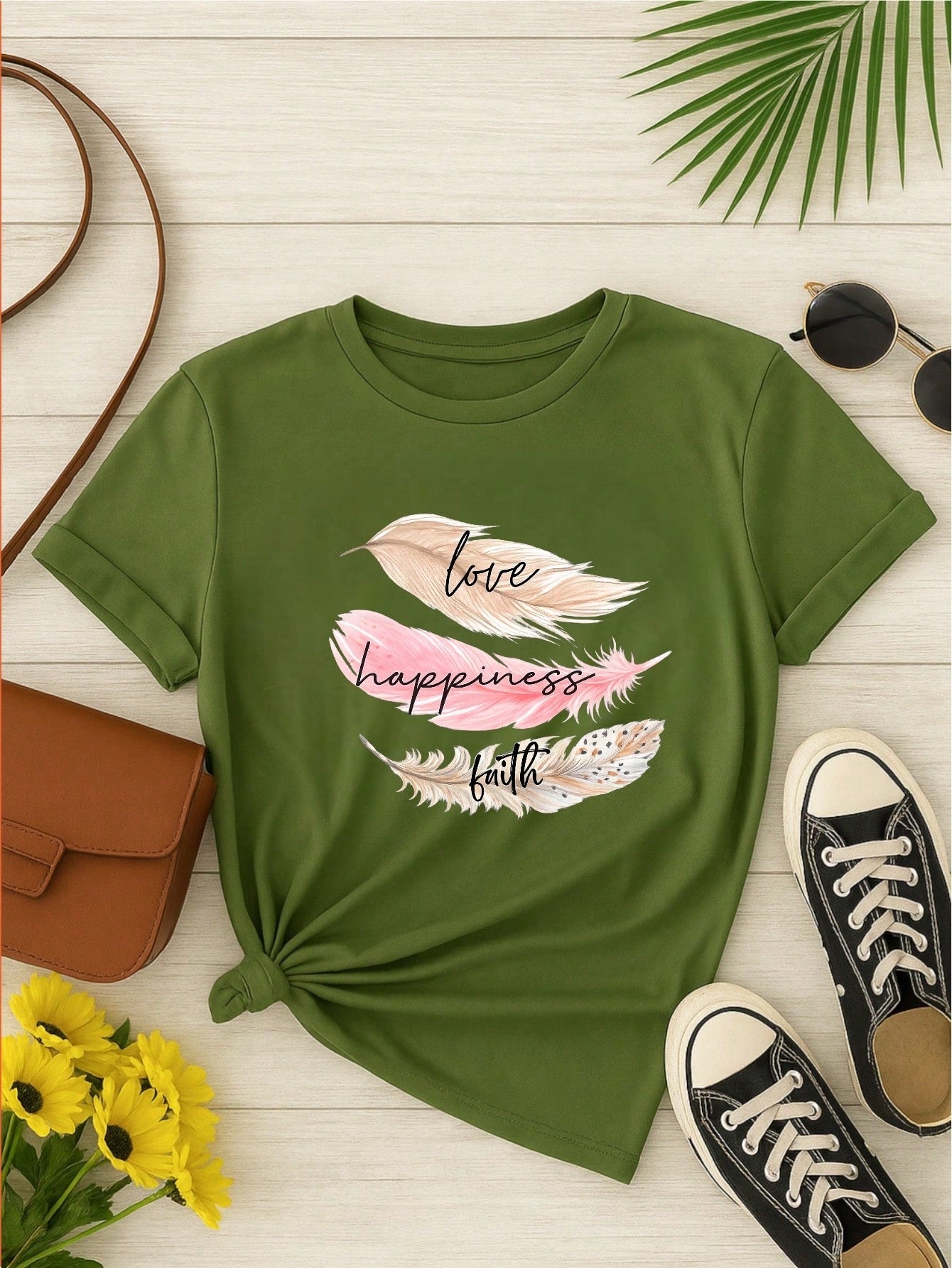Camiseta Feminina 100% Algodão Estampa Love Happiness Faith Penas Casual P-GG
