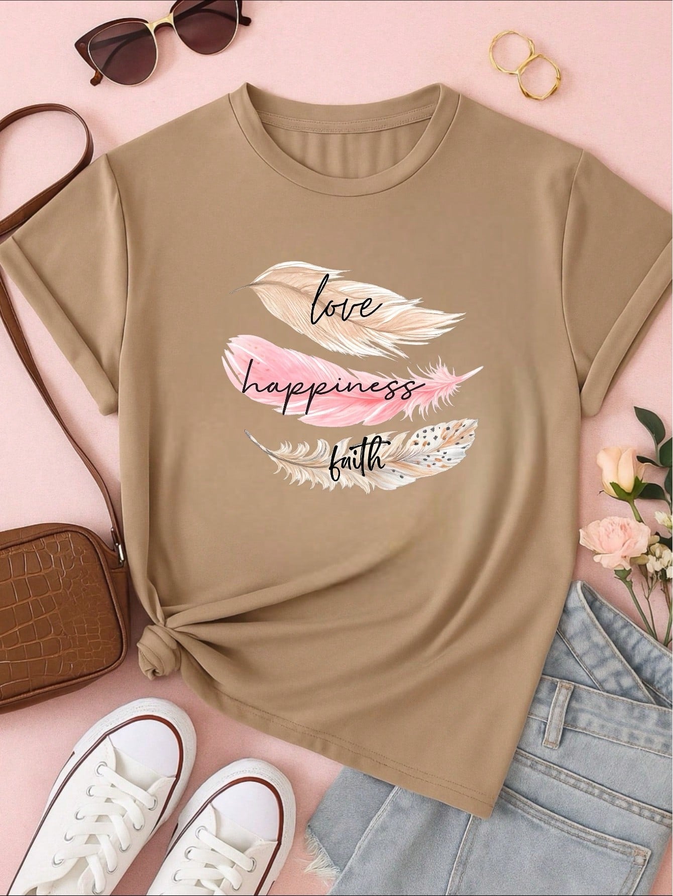 Camiseta Feminina 100% Algodão Estampa Love Happiness Faith Penas Casual P-GG