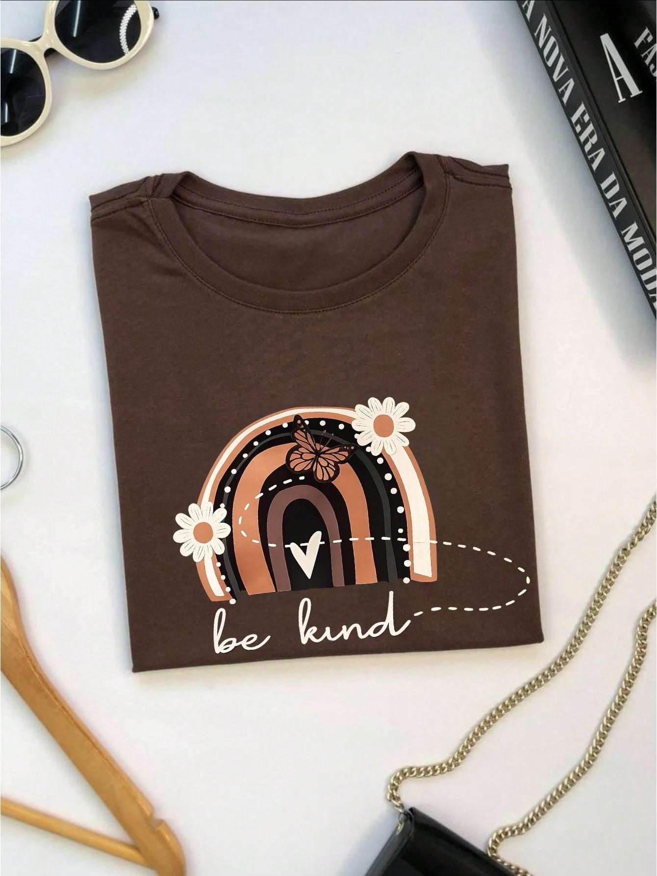 Camiseta Feminina 100% Algodão Blusa T-shirt Babylook Estampa Be Kind Arco Íris Casual P-GG