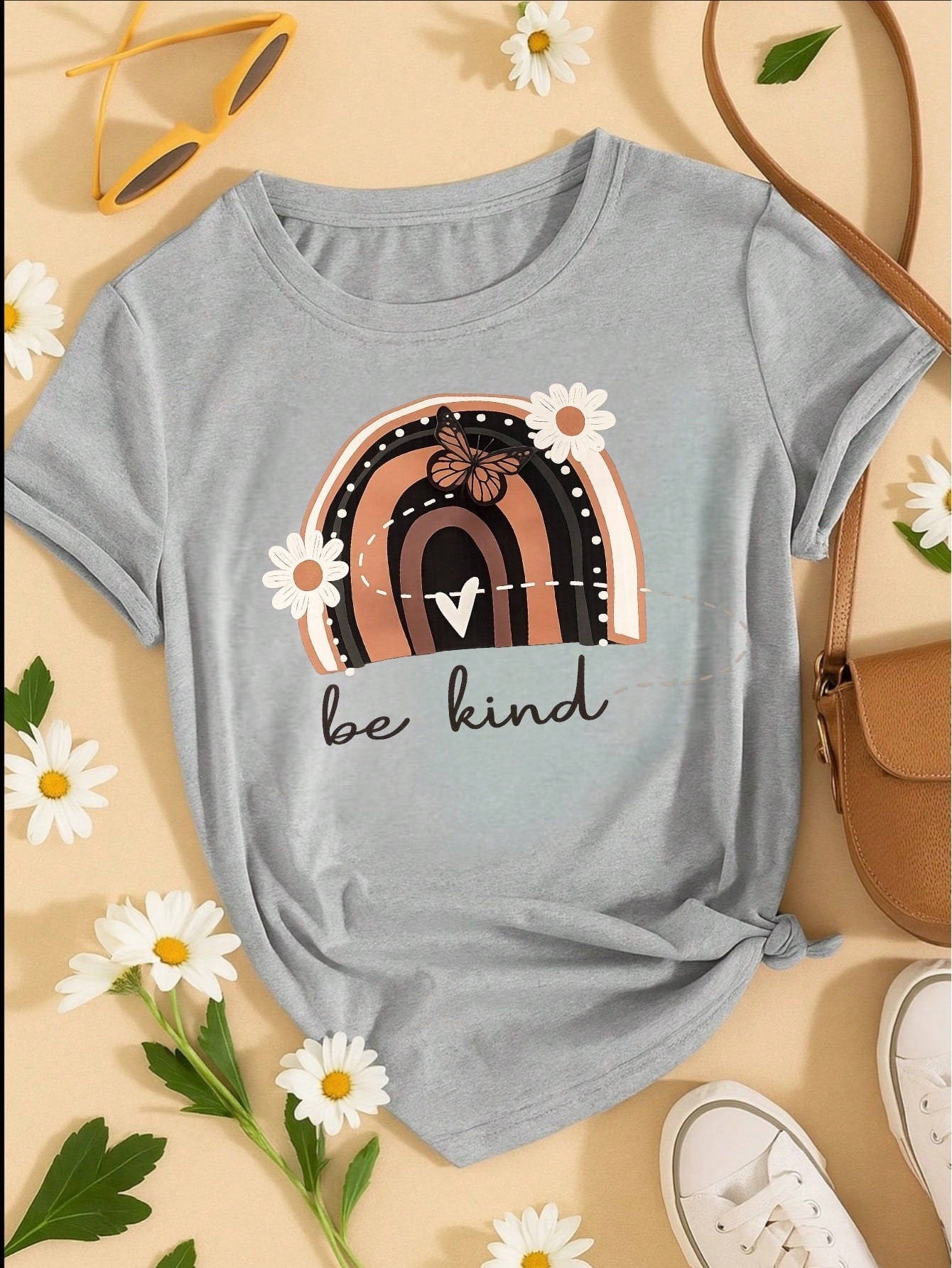 Camiseta Feminina 100% Algodão Blusa T-shirt Babylook Estampa Be Kind Arco Íris Casual P-GG