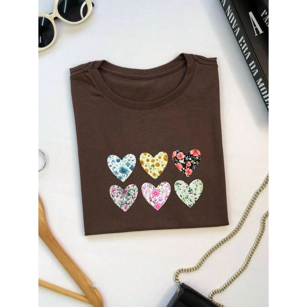 Blusa Feminina 100% Algodão Baby Look Estampa Corações Florais – Conforto, Estilo e Qualidade