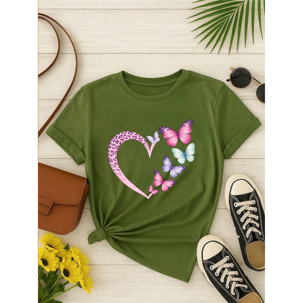 Camiseta Feminina 100% Algodão Coração com Borboletas Estampa Delicada Casual P-GG