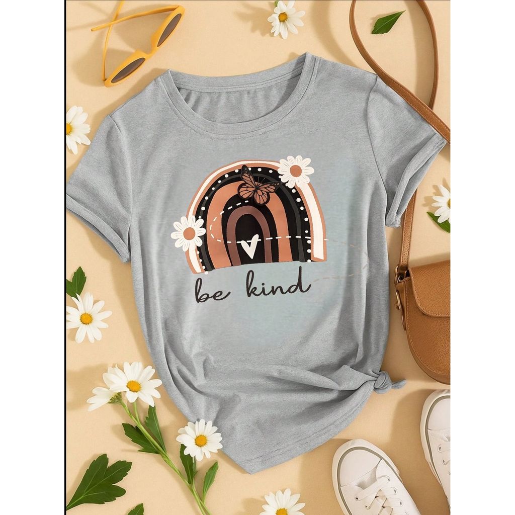 Camiseta Feminina 100% Algodão Blusa T-shirt Babylook Estampa Be Kind Arco Íris Casual P-GG