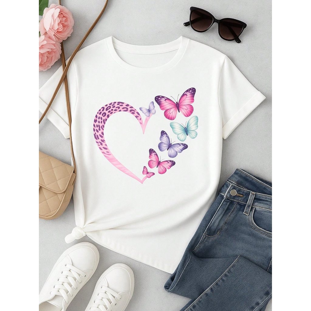 Camiseta Feminina 100% Algodão Coração com Borboletas Estampa Delicada Casual P-GG